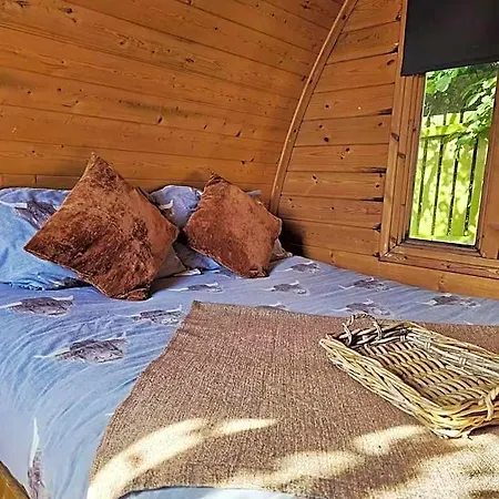 The Forest Pod - Wood Fired Hot Tub And Fire Pit *